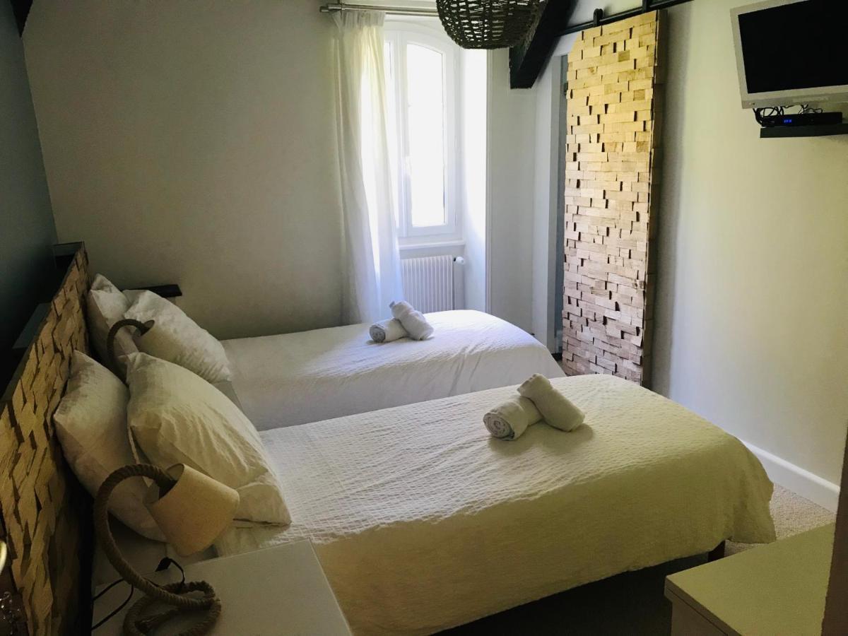 Le Troncais Hotel Saint-Bonnet-Troncais Luaran gambar